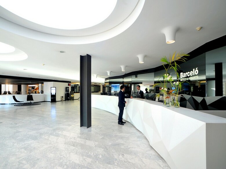Hotel Barcel� Sevilla Renacimiento