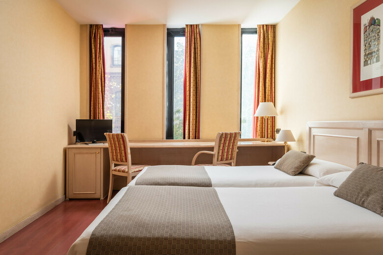 Hotel Sunotel Aston