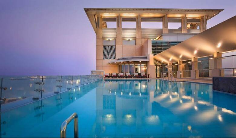 Hotel Al Manshar Rotana