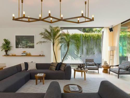 Villa Noku Beach House - An Elite Haven