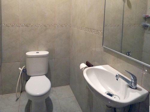 Hostal Griya Ringo Guest House