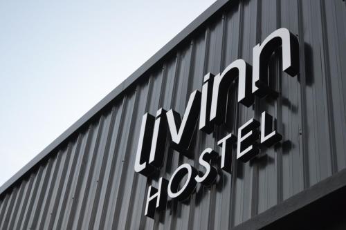 Bed & Breakfast Livinn Hostels Gubeng Station Surabaya