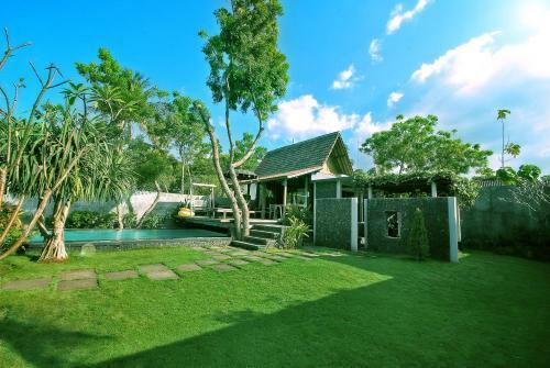 Kajane Tulamben Bali
