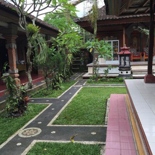Bed & Breakfast Pondok Ayu Homestay