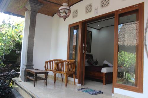 Bed & Breakfast Pondok Ayu Homestay