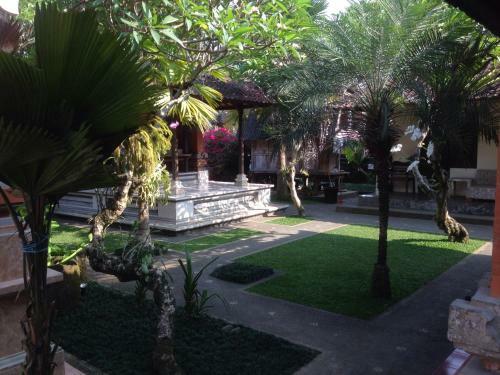 Hostal Pudja Guesthouse