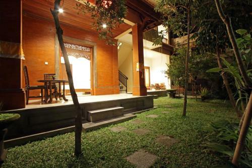 Hostal Soca Garden Guest House
