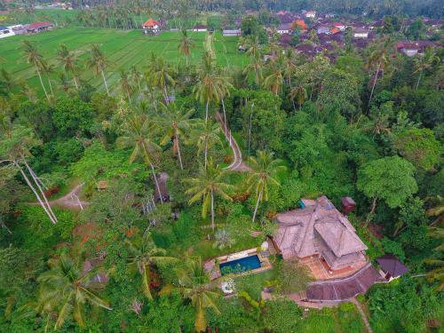 Tebing Villa