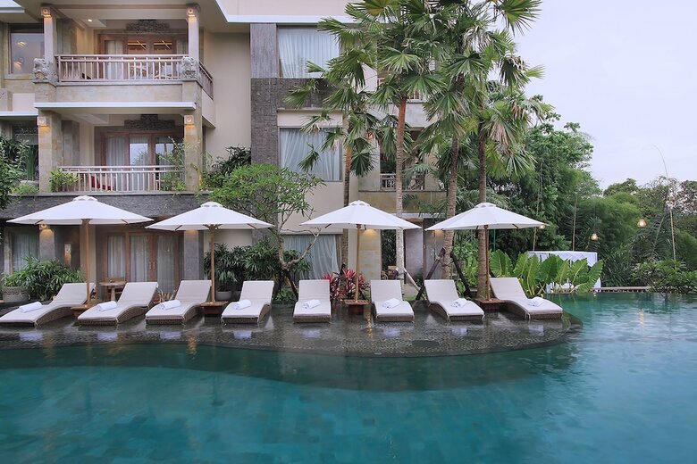 Hotel The Udaya Resorts And Spa