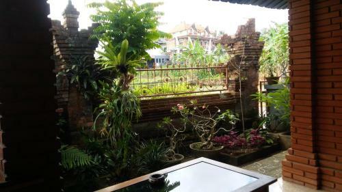 Bed & Breakfast Kasih Sayang House