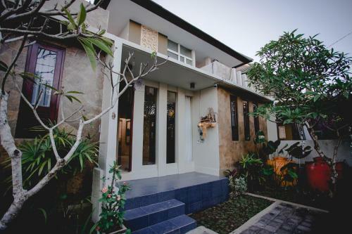 C8 Bed And Breakfast