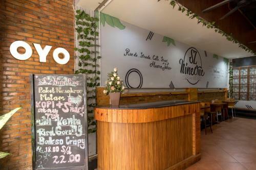 Hostal Oyo 380 Sz Nine One