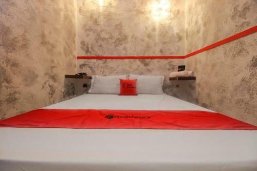 Hotel Reddoorz Near Medan Plaza