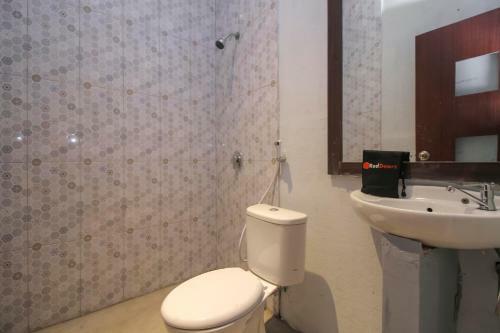 Hotel Reddoorz Near Medan Plaza