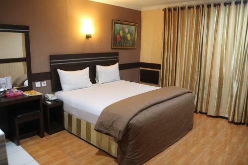 Hotel Menara Lexus