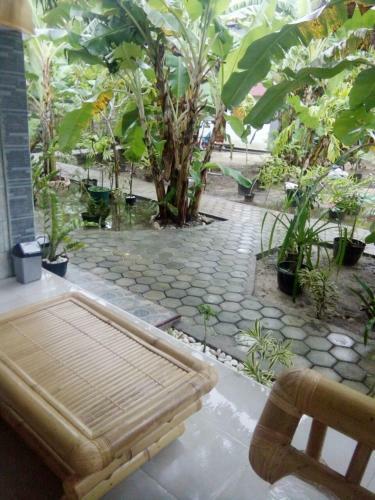 Belongs Beach Bungalow