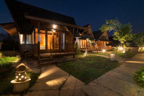 Hostal D'byas Dream Beach Club And Villa