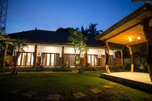 Hostal Taju Guest House