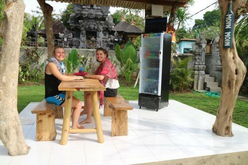 Hostal Taju Guest House