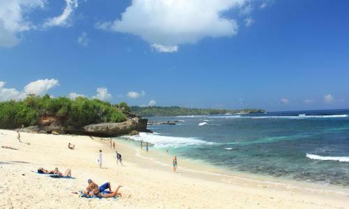 Lembongan Hostel