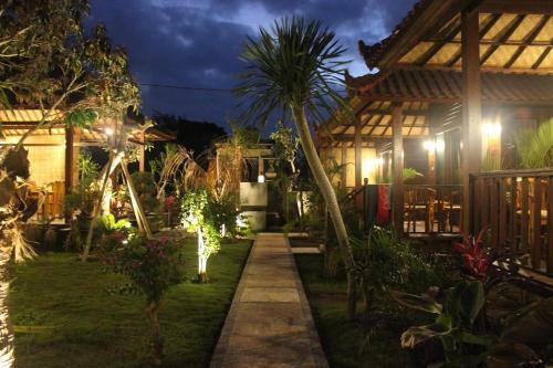 Hostal Pattri Garden Lembongan