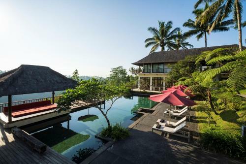 Awan Biru Villas