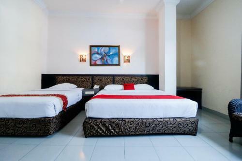Hotel Reddoorz Plus @ Jalan Dr Sutomo Pekanbaru
