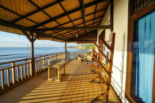Hostal Nyoman & Nyoman Bingin Beach