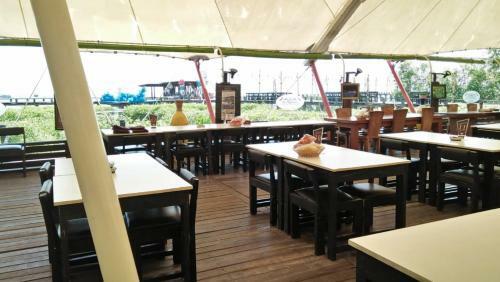 Hotel Beejay Bakau Resort
