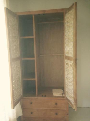 Hostal Ona House