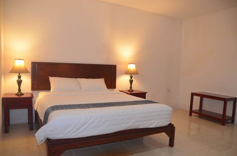 Hotel Amigos Bungalows