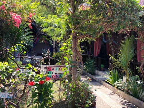 Bed & Breakfast Salon De Nomad Gili T.