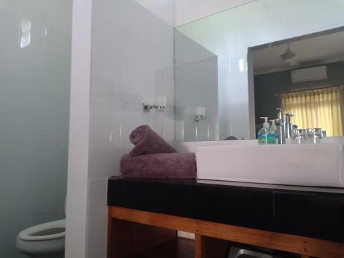Bed & Breakfast Qurnia Homestay