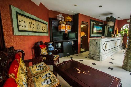 Hostal Sri Ratu Hotel