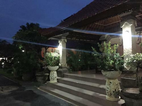 Hotel Agung Cottages