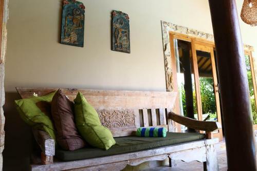 Villa Dolphin Lovina Beach