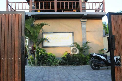 Hostal Menjangan Sari