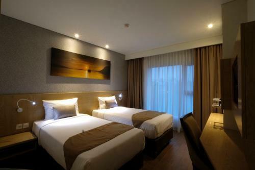 Hotel Ayola Lippo Cikarang