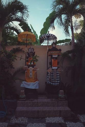 Hostal Berawa Beach Surfstay