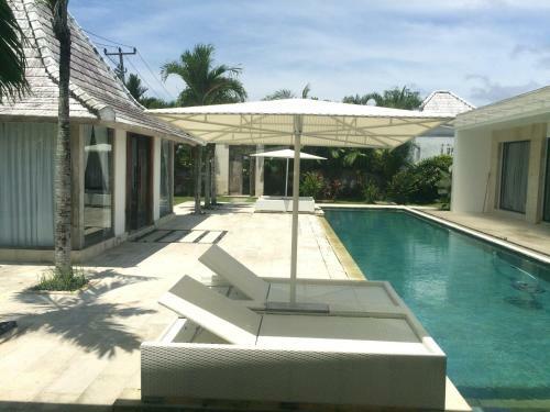 Villa Putih Canggu
