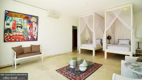 Villa Putih Canggu