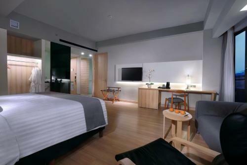 Hotel Harper Lippo Cikarang