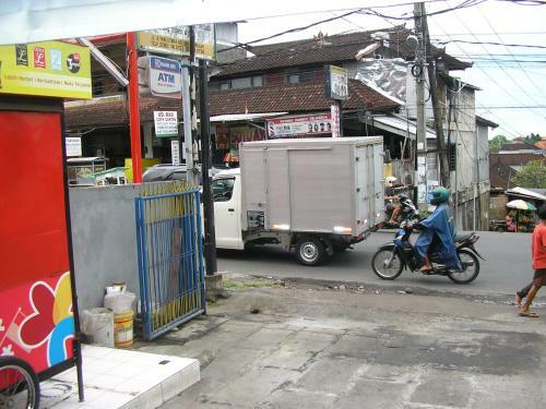 Garage Homestay