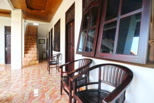 Hostal Bangsal Homestay