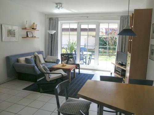 Claudia