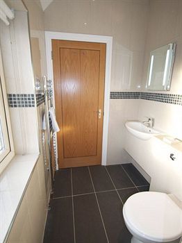 Clover Naturist Spa And Hotel