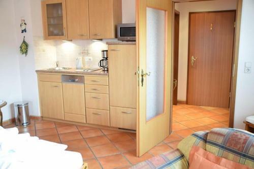 Apartamento App-ruem-hart-mit-dachterrasse