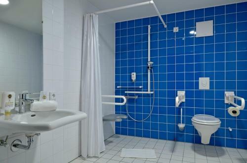 B&B Hotel Stuttgart-airport/messe