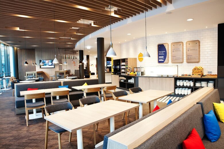 Hotel Holiday Inn Express - Ringsheim