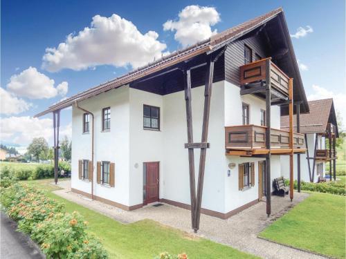 Two-bedroom Apartment In Neuschonau